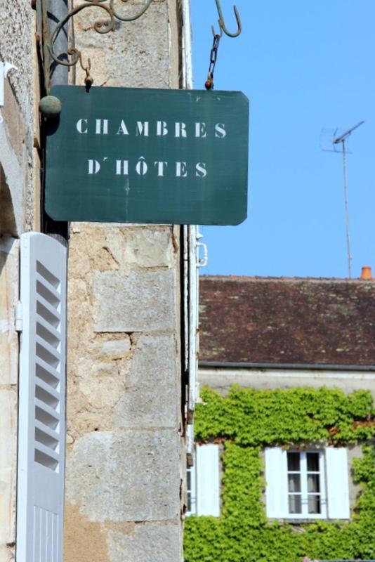 Bed and Breakfast Le Tabellion Noyers-sur-Serein Exterior foto