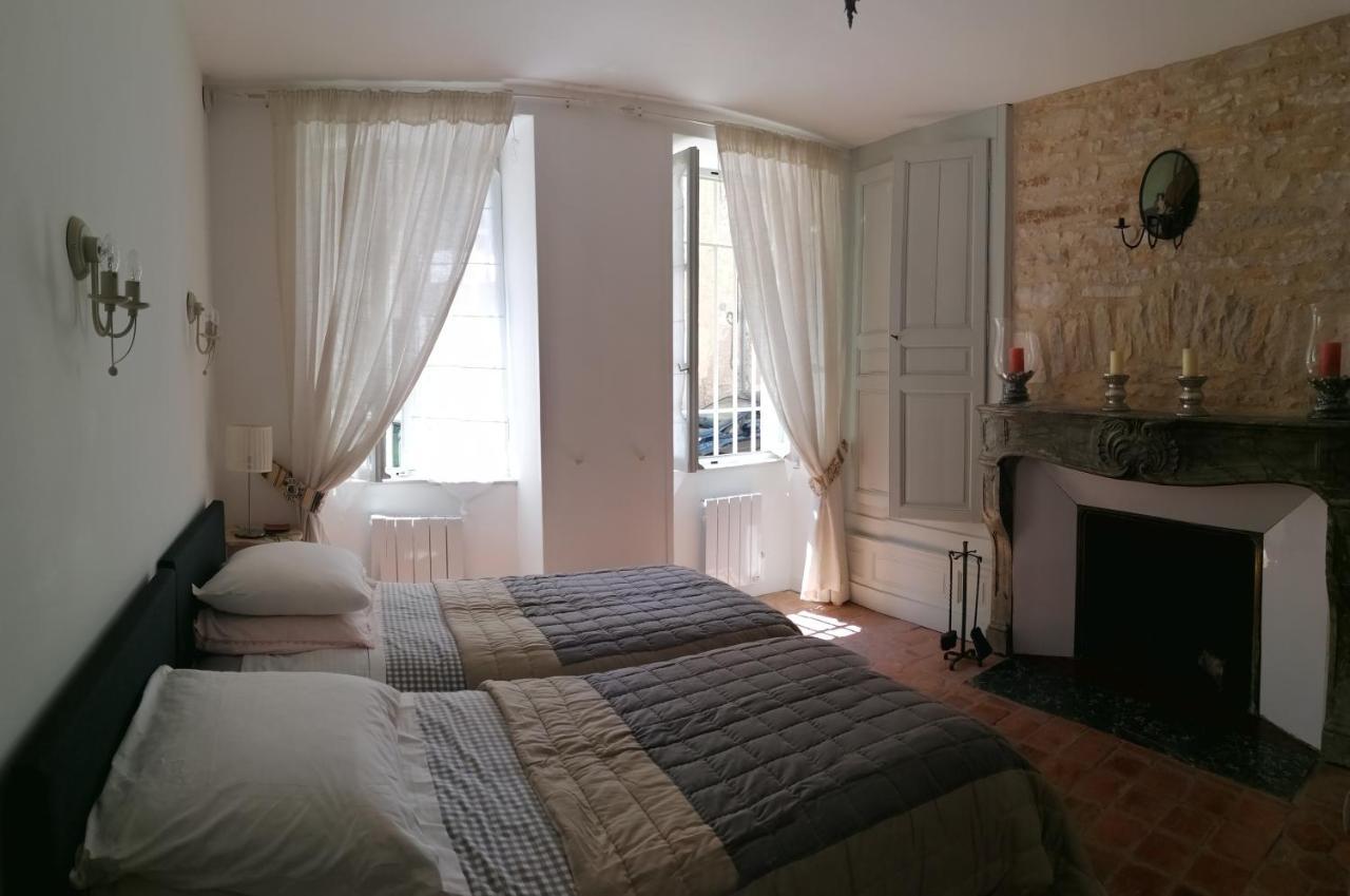 Bed and Breakfast Le Tabellion Noyers-sur-Serein Exterior foto